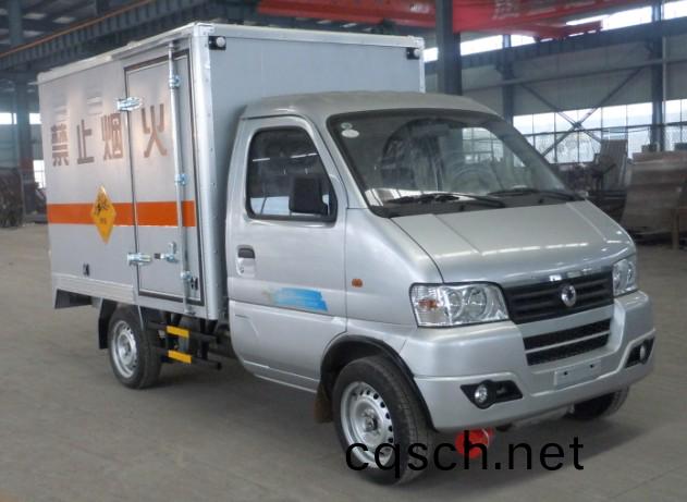 東風儁(jun)風易燃氣(qi)體(ti)廂式運輸(shu)車