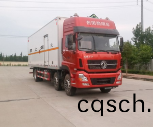 東風牌9.6米天龍型易燃(ran)液體廂式運(yun)輸車(che)