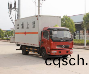 東風多利卡易燃氣體廂式運輸車