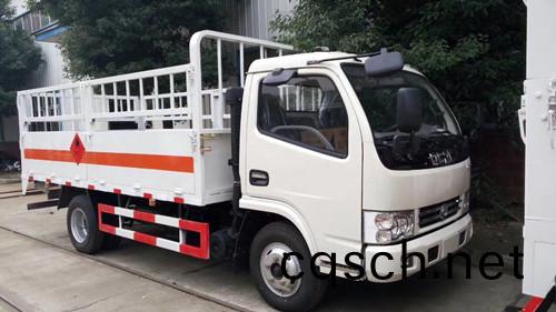 東風牌D6多(duo)利(li)卡氣缾運輸車